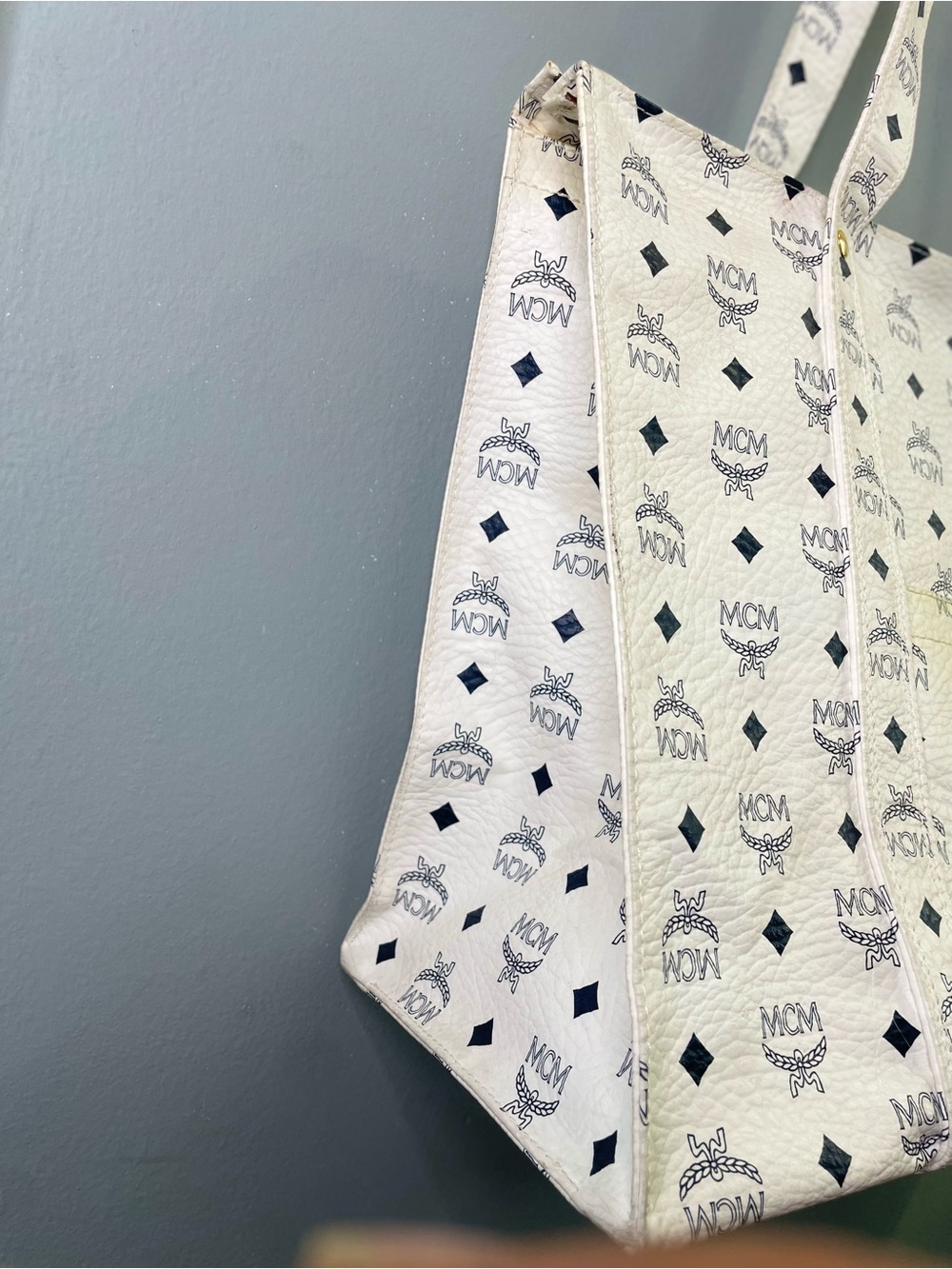 MCM White Logo Canvas Tote - Picture 10 of 13